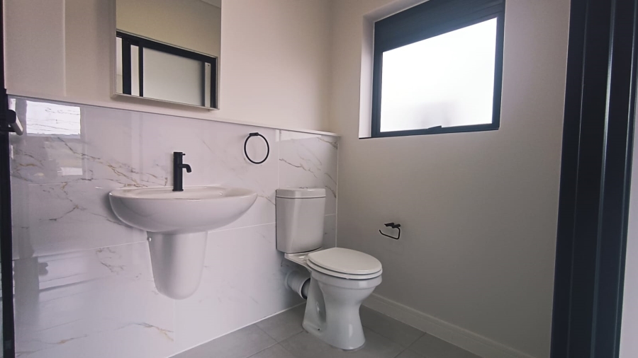 1 Bedroom Property for Sale in Kuils River Western Cape